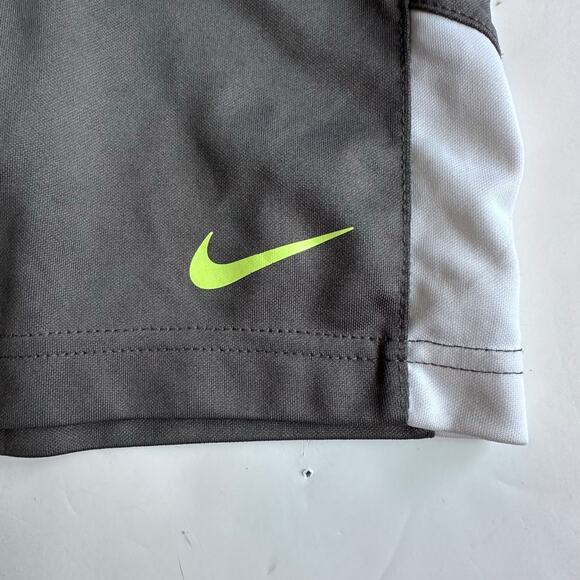 Nike shorts - Picture 2 of 4